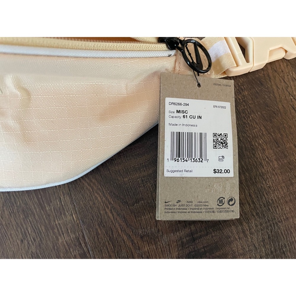 Nike Pale Yellow Crossbody  Belt Bag‎ - Picture 4 of 5